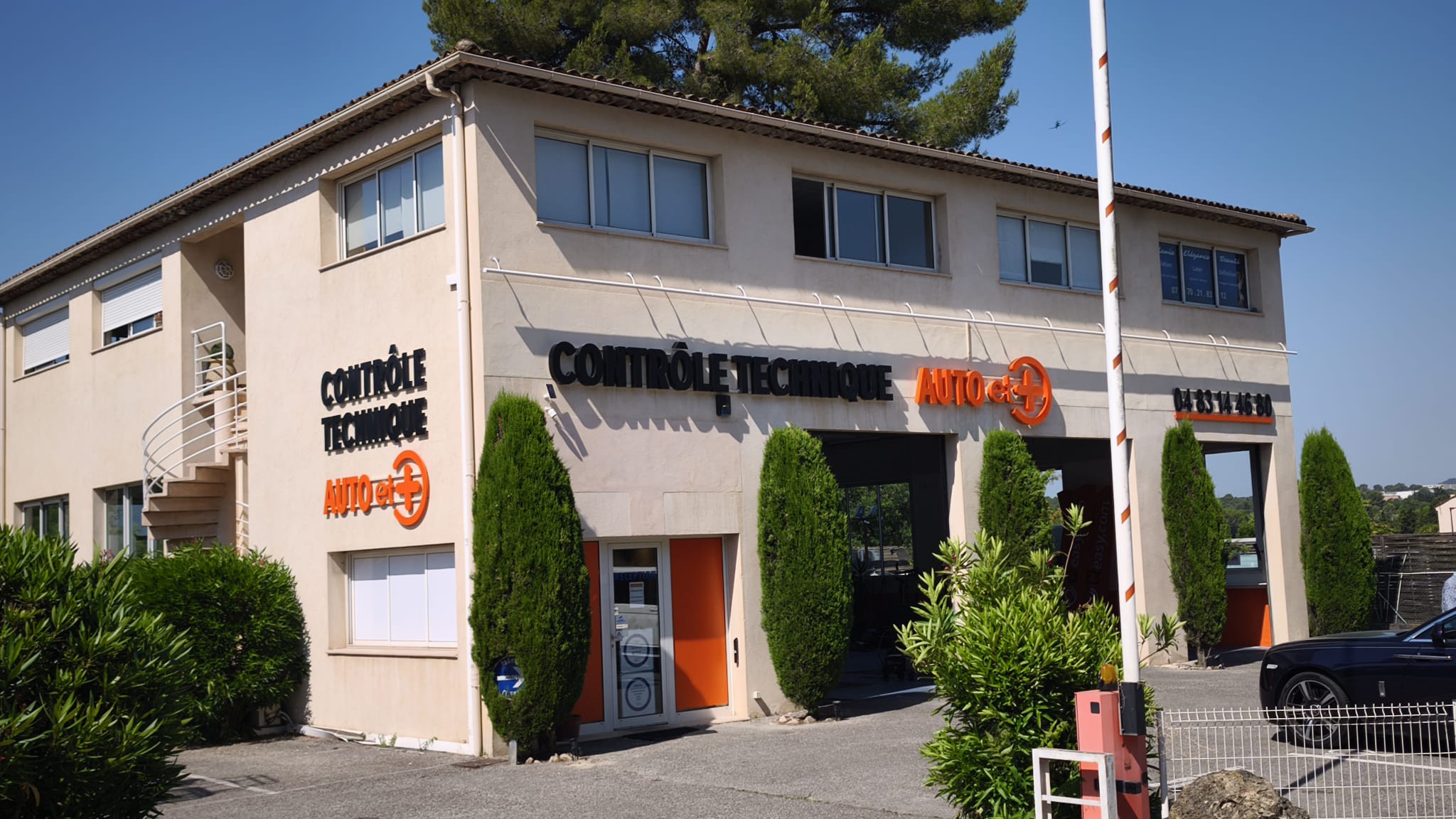 AUTO ET + MOUGINS
